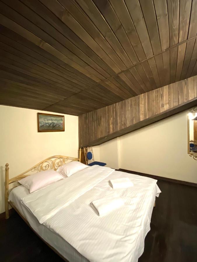 Квартира В Центрі На Вулиці Лесі Українки 19 Lviv Ngoại thất bức ảnh