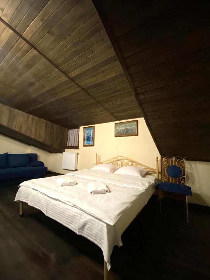 Квартира В Центрі На Вулиці Лесі Українки 19 Lviv Ngoại thất bức ảnh