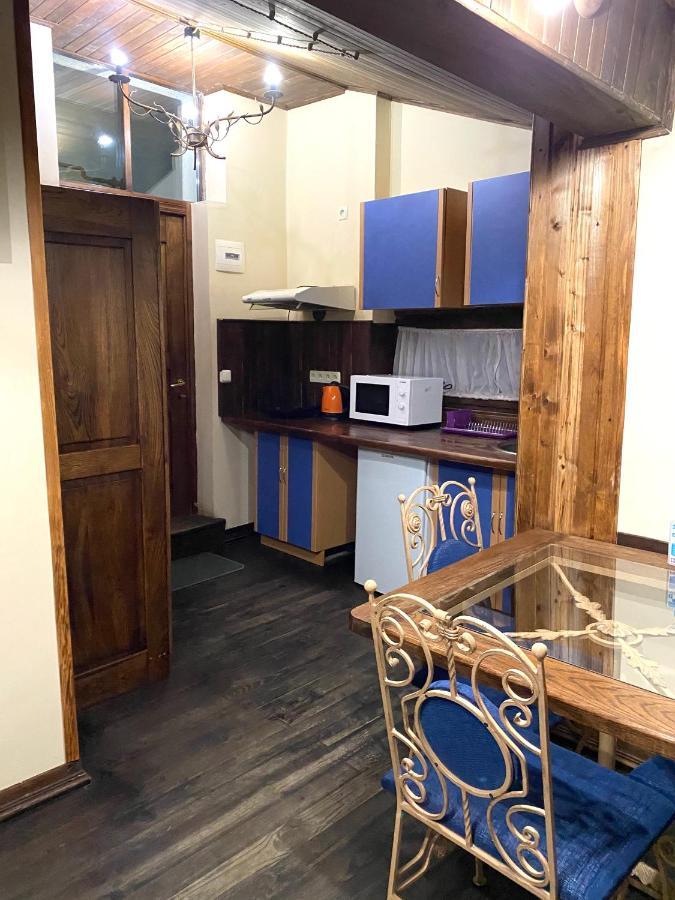 Квартира В Центрі На Вулиці Лесі Українки 19 Lviv Ngoại thất bức ảnh