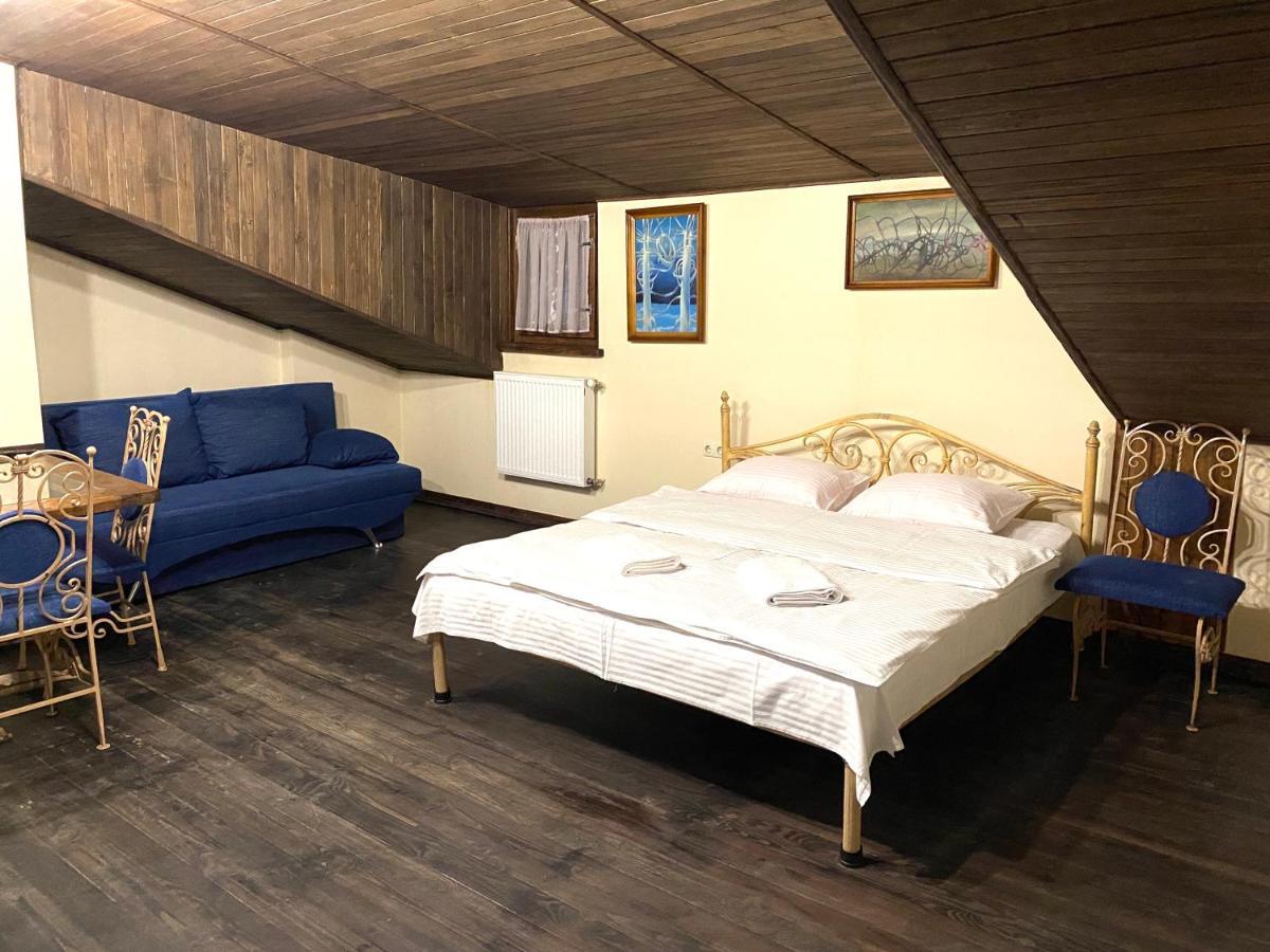 Квартира В Центрі На Вулиці Лесі Українки 19 Lviv Ngoại thất bức ảnh
