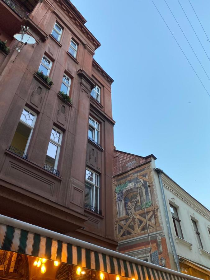 Квартира В Центрі На Вулиці Лесі Українки 19 Lviv Ngoại thất bức ảnh